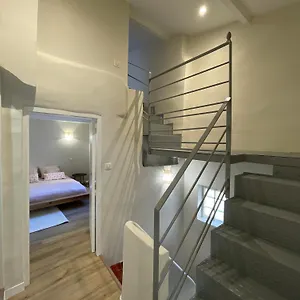 Appartement Ici & Maintenant, LʼIsle-sur-la-Sorgue