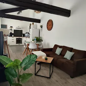 Appartement De Charme Sur La Sorgues, LʼIsle-sur-la-Sorgue